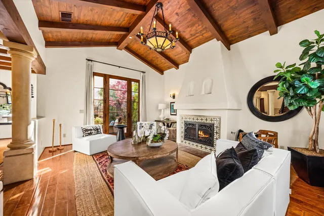 $3,995,000 | 905 Laguna Street, Santa Barbara, CA 93101