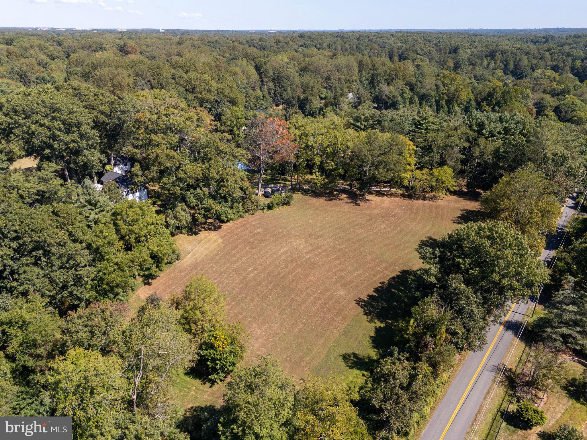 11214 Stuart Mill Road Oakton, VA 22124 - Photo 14 of 26 an aerial view of mountain and lake view