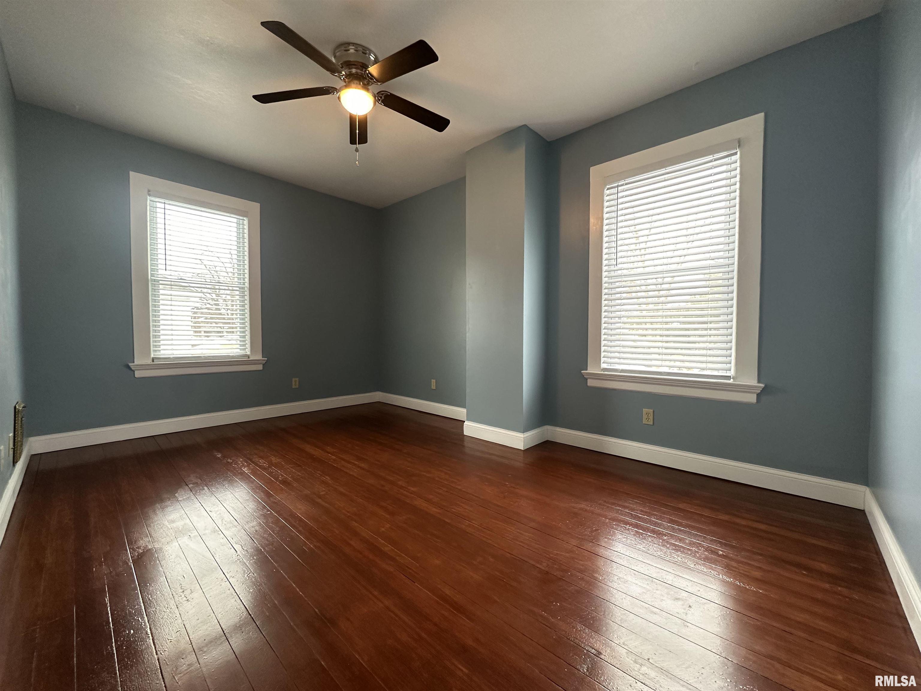 2238 Hampshire Street Quincy, IL 62301 - Photo 24 of 33