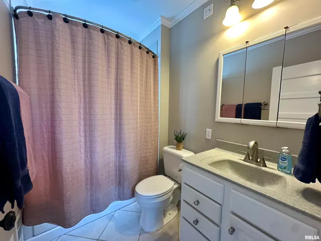 $235,000 | 2238 Hampshire Street, Quincy, IL 62301