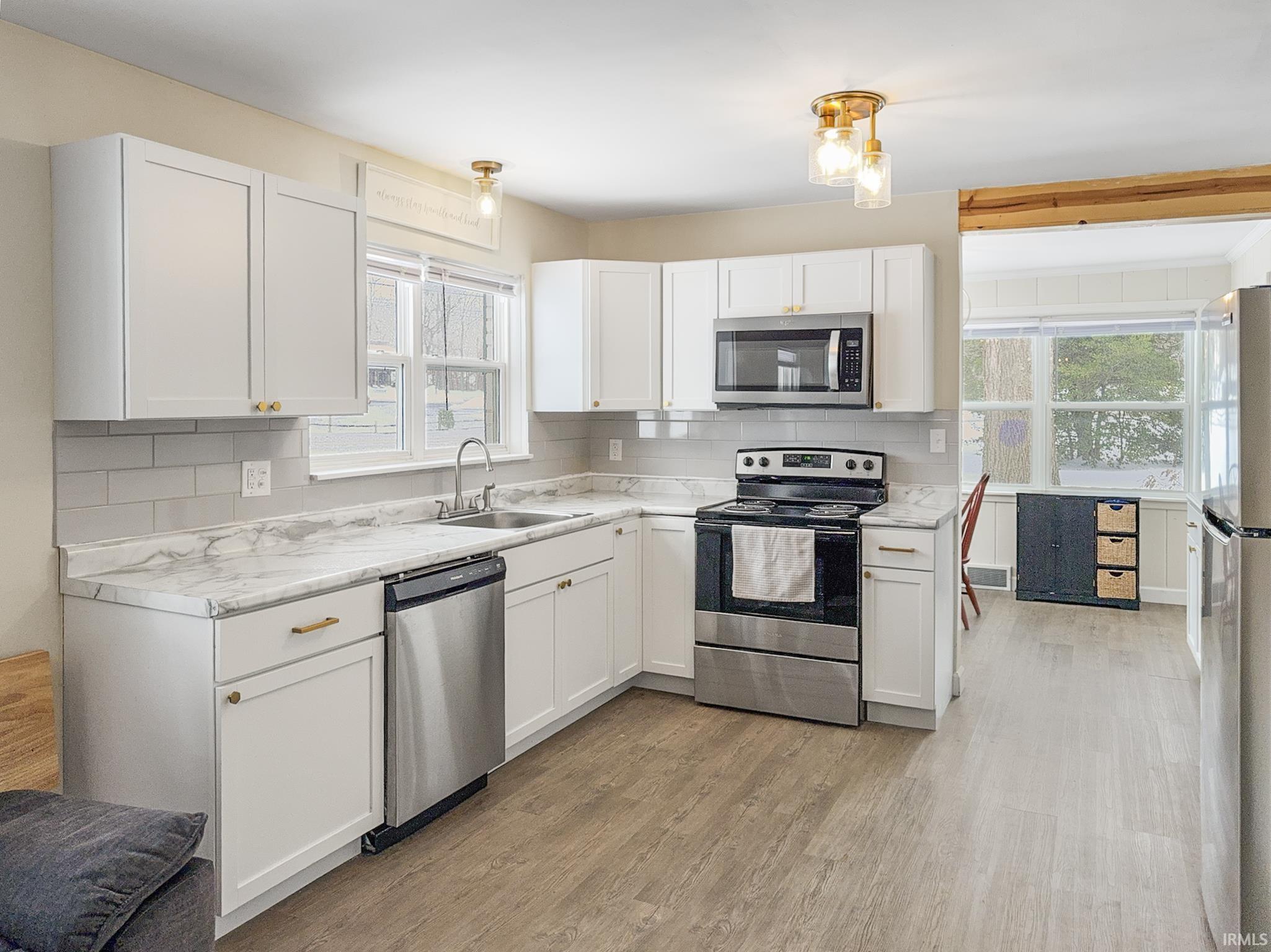 13620 Darmstadt Road Evansville, IN 47725 - Photo 7 of 21