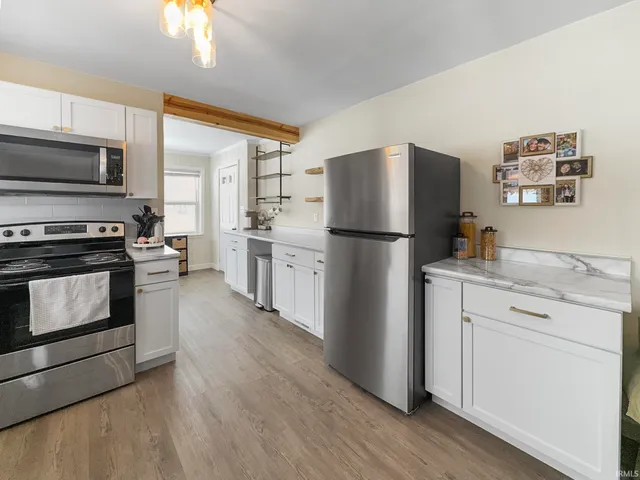 $237,000 | 13620 Darmstadt Road, Evansville, IN 47725