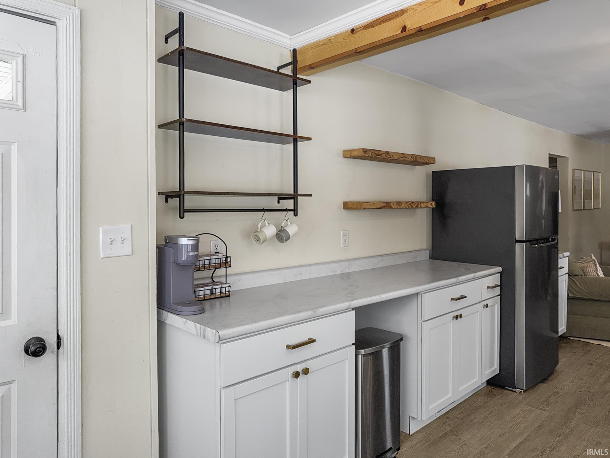 13620 Darmstadt Road Evansville, IN 47725 - Photo 9 of 21