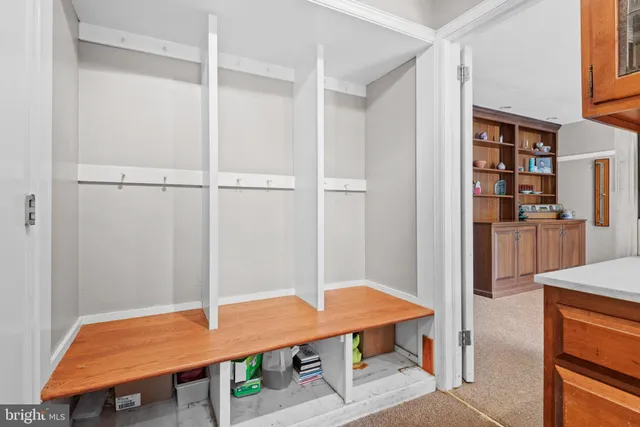 $549,900 | 1221 Country Club Drive, Lancaster, PA 17601