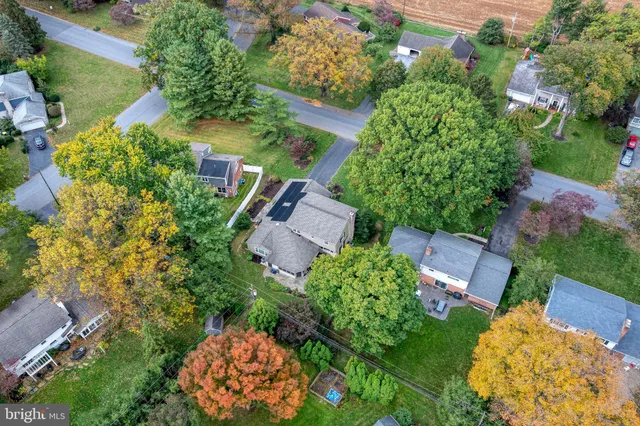 $549,900 | 1221 Country Club Drive, Lancaster, PA 17601