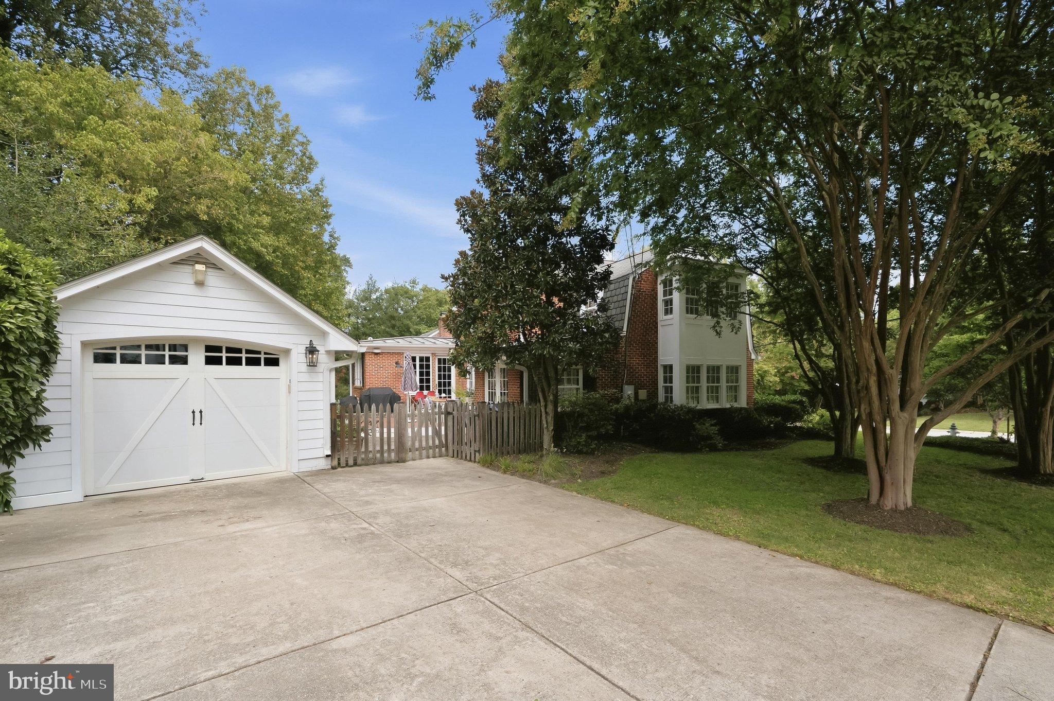 6100 Gloster Road Bethesda, MD 20816 - Photo 58 of 67 Very rare double wide driveway.