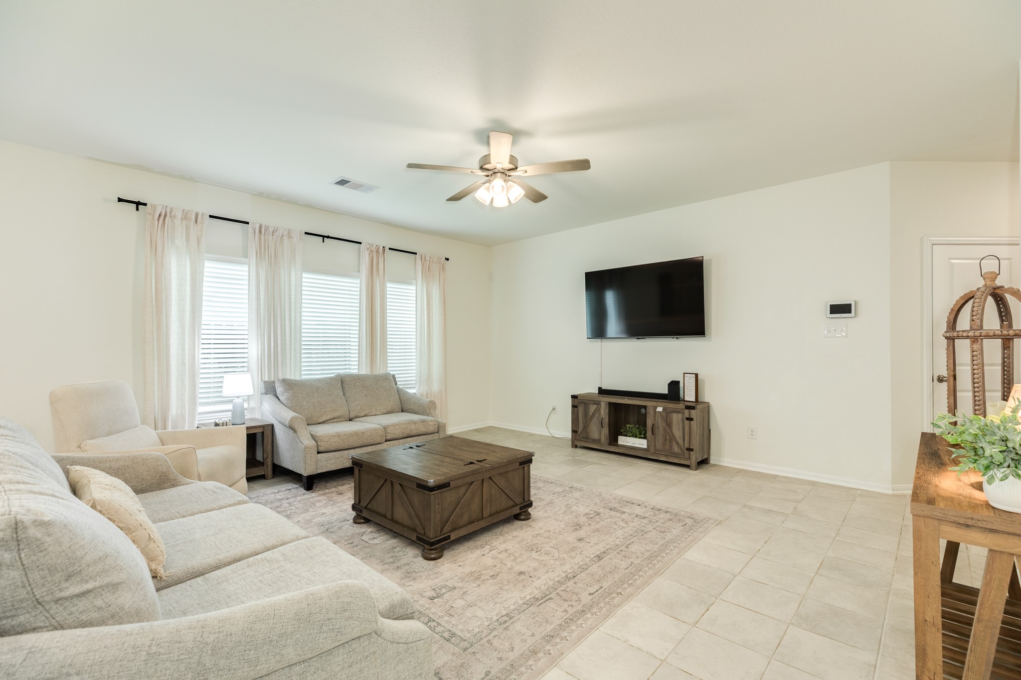 10514 Watershed Drive Rosharon, TX 77583 - Photo 6 of 28