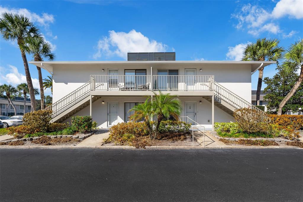 1935 South Conway Road, Unit R3 Orlando, FL 32812 - Photo 3 of 27