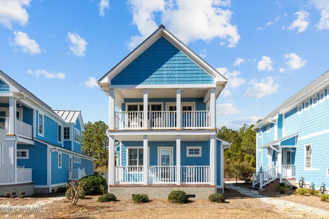 $420,000 | 511 Neuse Village Road, Unit C5, Arapahoe, NC 28510