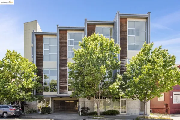 $415,000 | 485 West MacArthur Boulevard, Unit 407, Oakland, CA 94609