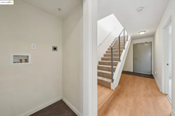 $415,000 | 485 West MacArthur Boulevard, Unit 407, Oakland, CA 94609