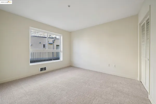 $415,000 | 485 West MacArthur Boulevard, Unit 407, Oakland, CA 94609