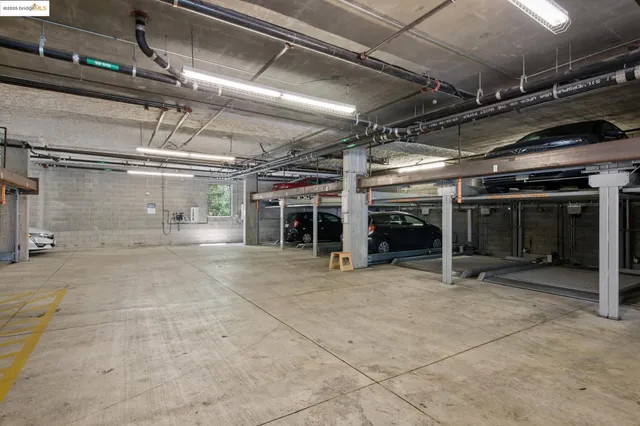 $489,000 | 485 West MacArthur Boulevard, Unit 407, Oakland, CA 94609