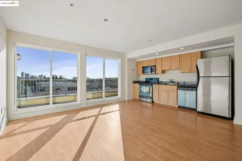 $415,000 | 485 West MacArthur Boulevard, Unit 407, Oakland, CA 94609