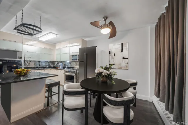 $500,000 | 1020 Elton Street, Unit 18BB | East New York