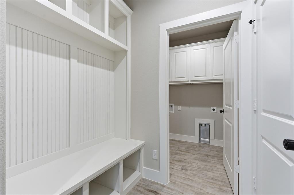 328 Rita Ridge Millsap, TX 76066 - Photo 22 of 27 a view of an empty room