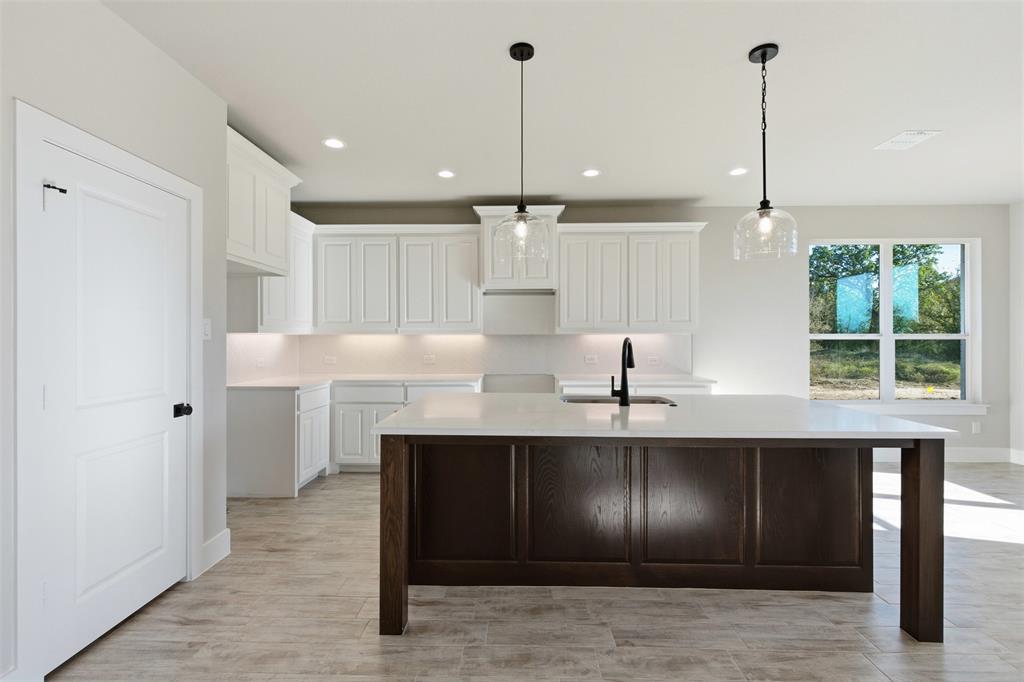 328 Rita Ridge Millsap, TX 76066 - Photo 7 of 27