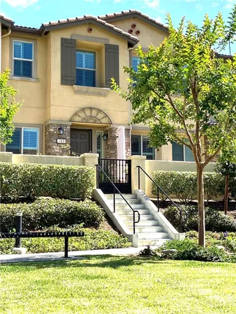 $899,999 | 268 Auburn Heights Lane, Anaheim Hills, CA 92807