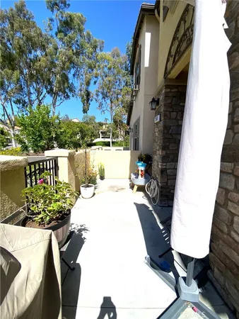$899,999 | 268 Auburn Heights Lane, Anaheim Hills, CA 92807