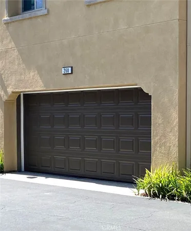 $899,999 | 268 Auburn Heights Lane, Anaheim Hills, CA 92807