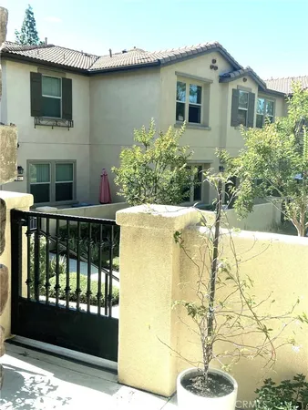 $899,999 | 268 Auburn Heights Lane, Anaheim Hills, CA 92807