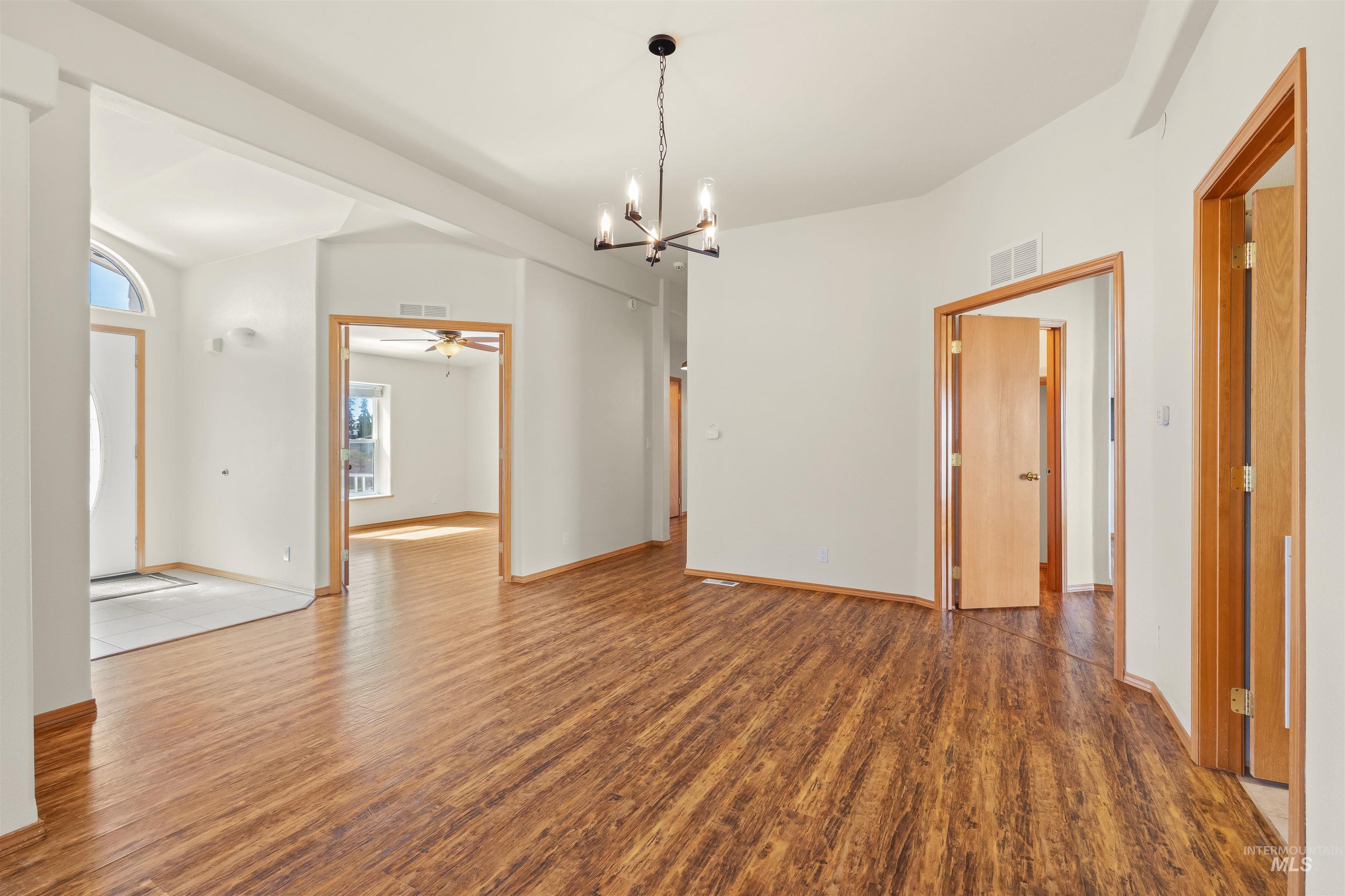 2039 Ripon Avenue Lewiston, ID 83501 - Photo 8 of 49