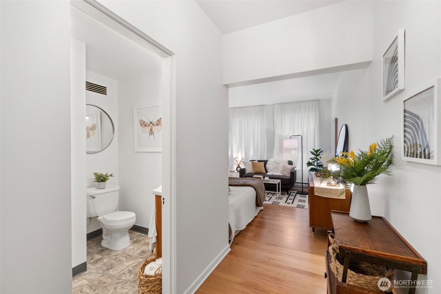7 Harrison Street, Unit 26 Seattle, WA 98109 - Photo 23 of 30
