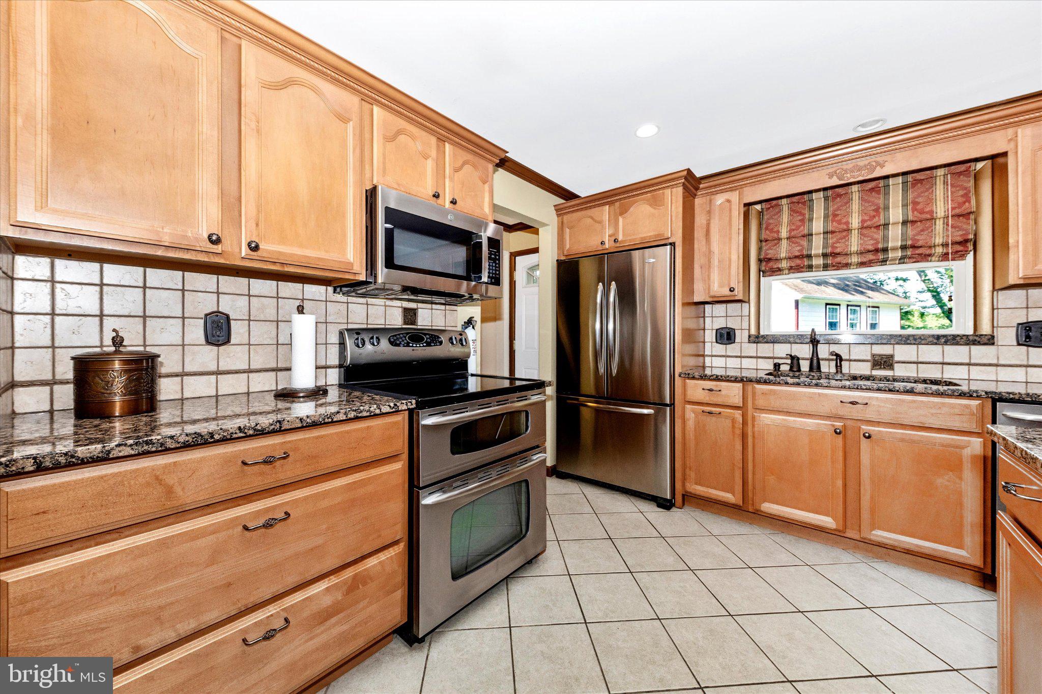 20432 Greenfield Road Germantown, MD 20876 - Photo 6 of 59 Gallery Image 6
