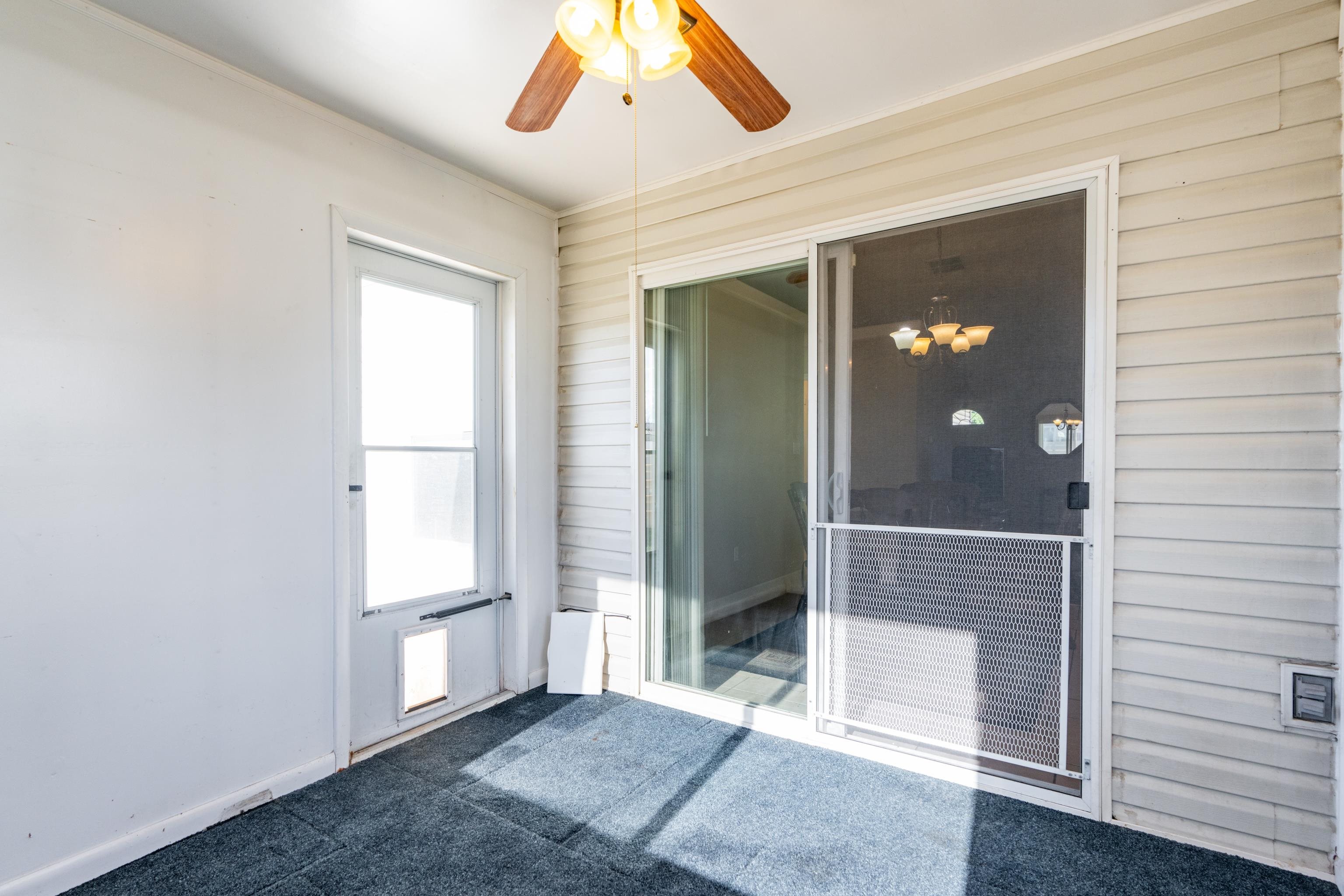 653 Hall Street Fruita, CO 81521 - Photo 22 of 25 an empty room with windows and closet