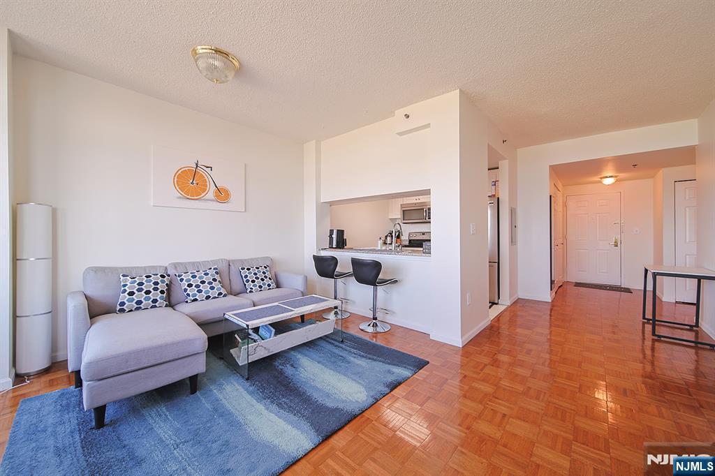 100 Old Palisade Road, Unit 3213 Fort Lee, NJ 07024 - Photo 4 of 17