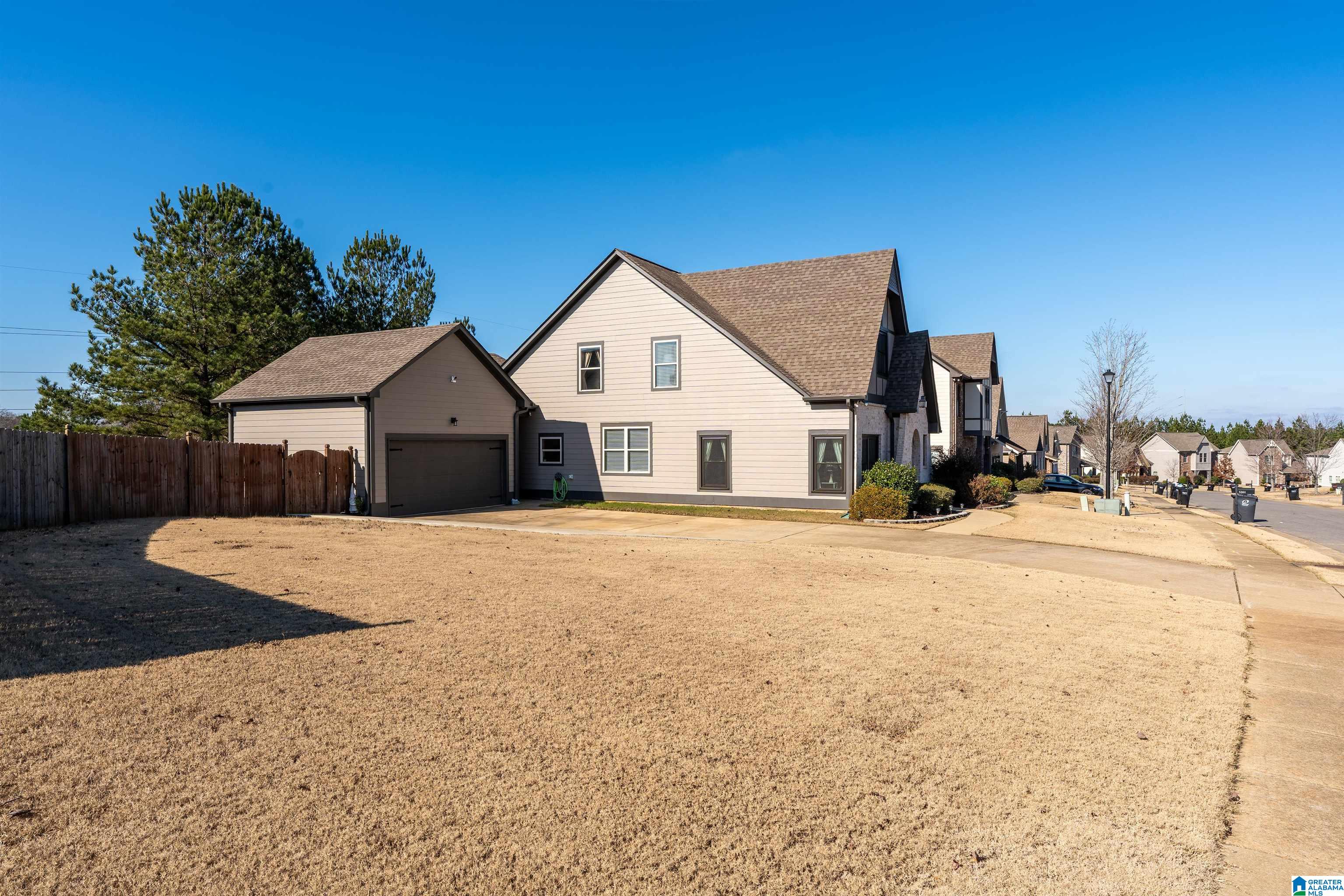 5265 Meadow Ridge Trail Bessemer, AL 35022 - Photo 4 of 35 Gallery Image 4
