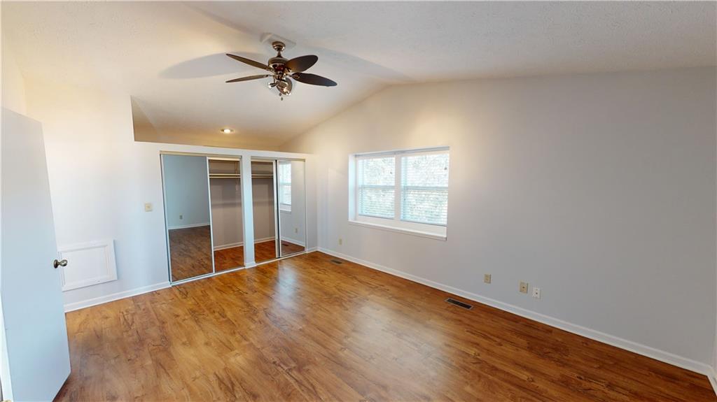 9205 Warwick Road Indianapolis, IN 46240 - Photo 11 of 26