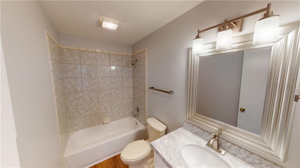 9205 Warwick Road Indianapolis, IN 46240 - Photo 16 of 26