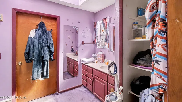 $170,000 | 130 Lakeview Way, Interlachen, FL 32148