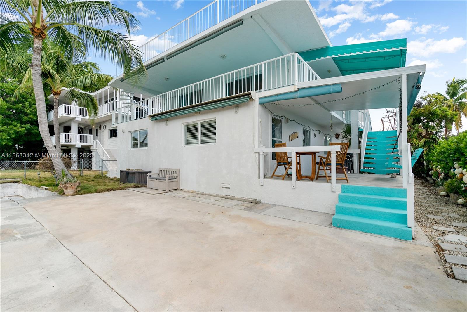 1210 Cactus Street Key Largo, FL 33037 - Photo 5 of 41