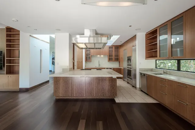 $25,000 | 2510 Skyfarm Drive, Hillsborough, CA 94010