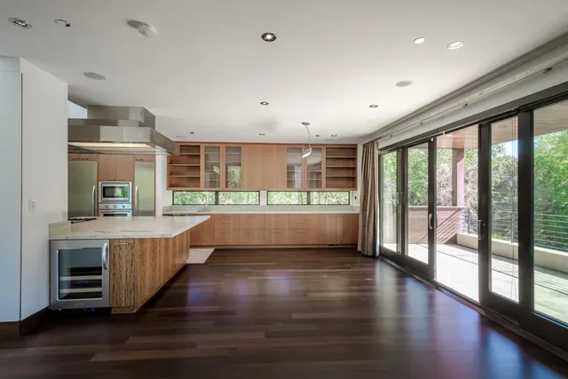 $25,000 | 2510 Skyfarm Drive, Hillsborough, CA 94010