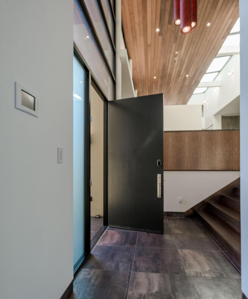 2510 Skyfarm Drive Hillsborough, CA 94010 - Photo 4 of 66 a view of entryway