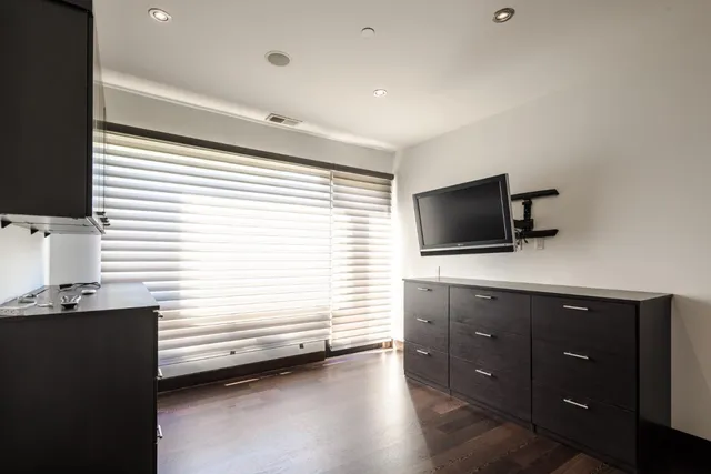 $25,000 | 2510 Skyfarm Drive, Hillsborough, CA 94010