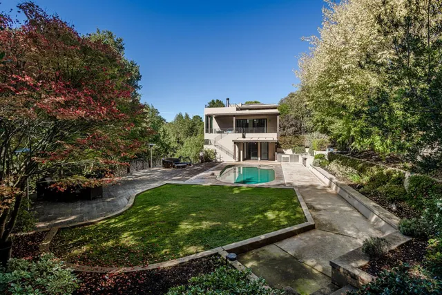 $25,000 | 2510 Skyfarm Drive, Hillsborough, CA 94010