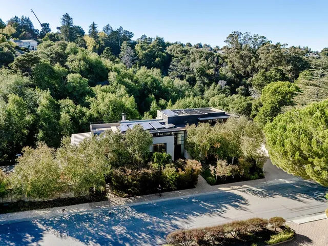 $25,000 | 2510 Skyfarm Drive, Hillsborough, CA 94010