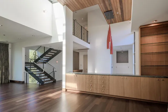 $25,000 | 2510 Skyfarm Drive, Hillsborough, CA 94010