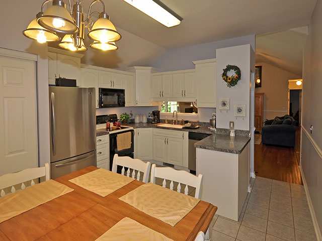 121 Dogwood Trace Anderson, SC 29621 - Photo 5 of 17 Gallery Image 5