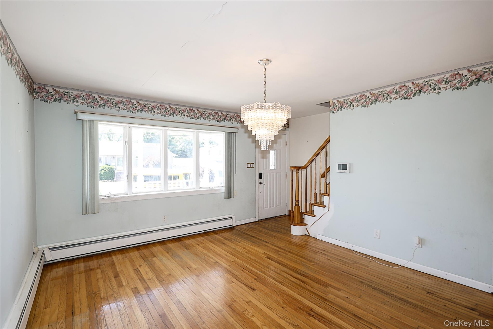 20 East Clearwater Road Lindenhurst, NY 11757 - Photo 7 of 41