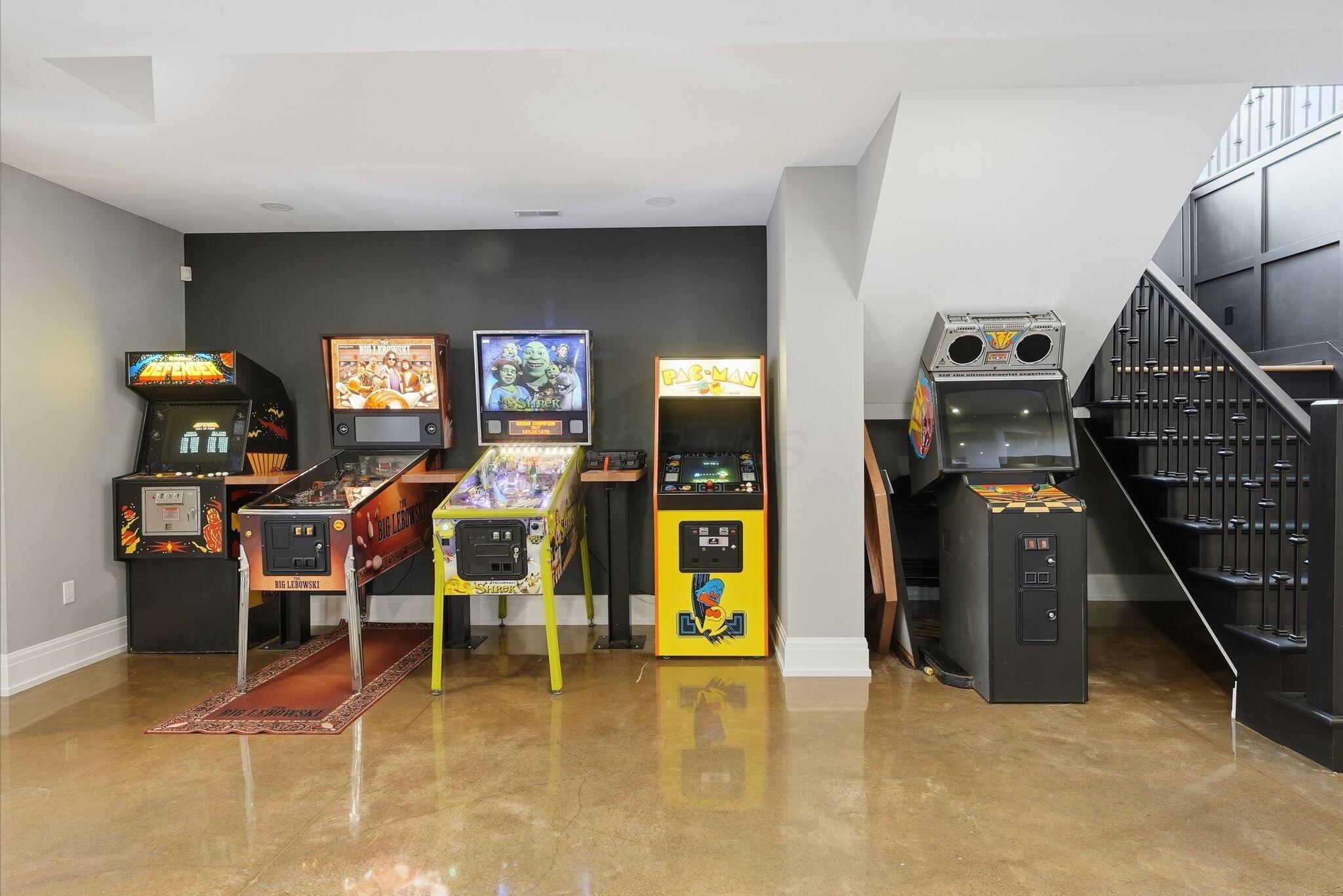 10122 Concord Road Dublin, OH 43017 - Photo 76 of 119 Game Time!