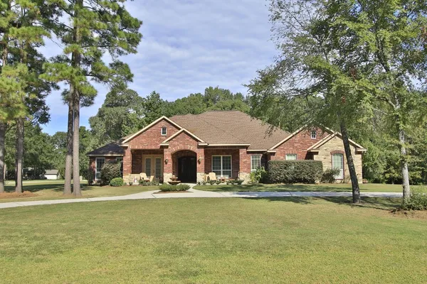 $795,000 | 1547 Ruby Drive, Willis, TX 77378