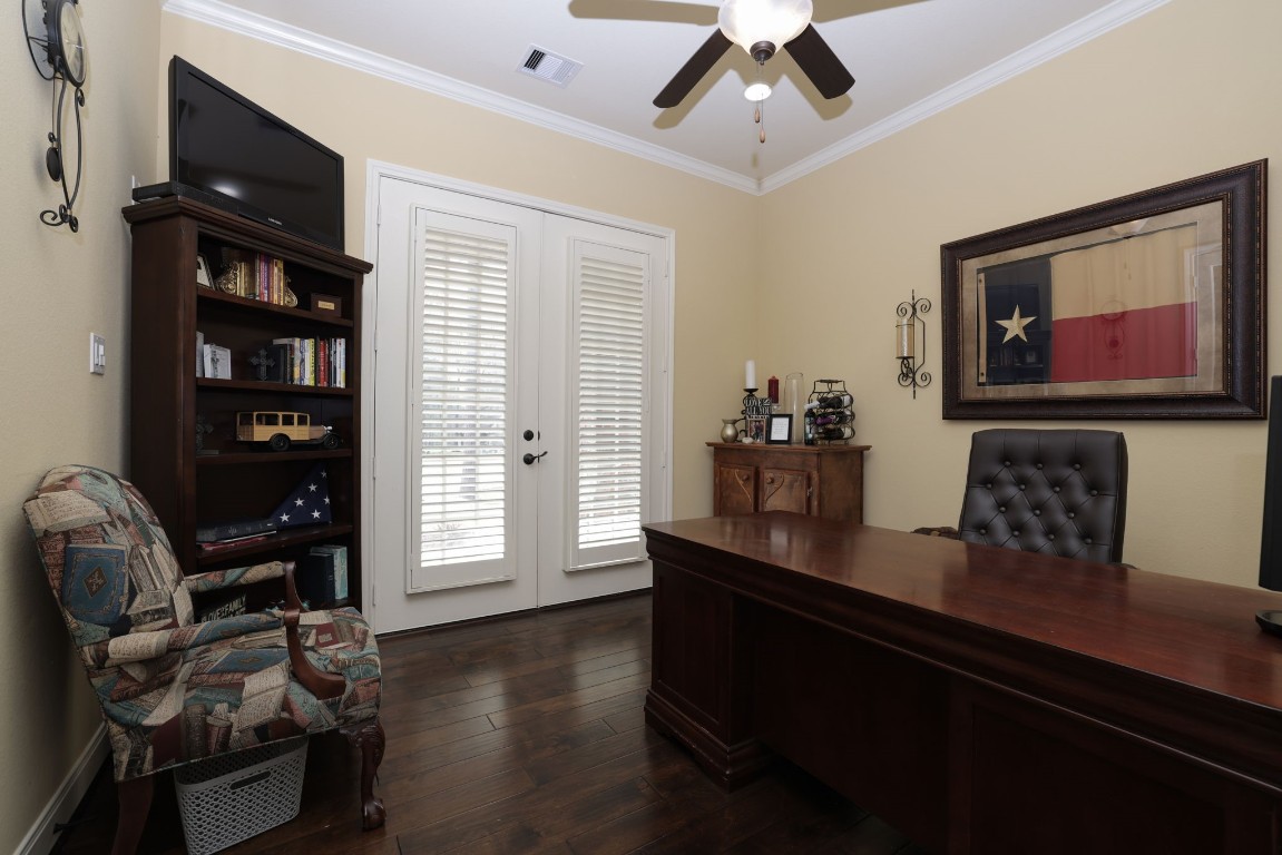 1547 Ruby Drive Willis, TX 77378 - Photo 8 of 45 a dining room with furniture and wooden floor