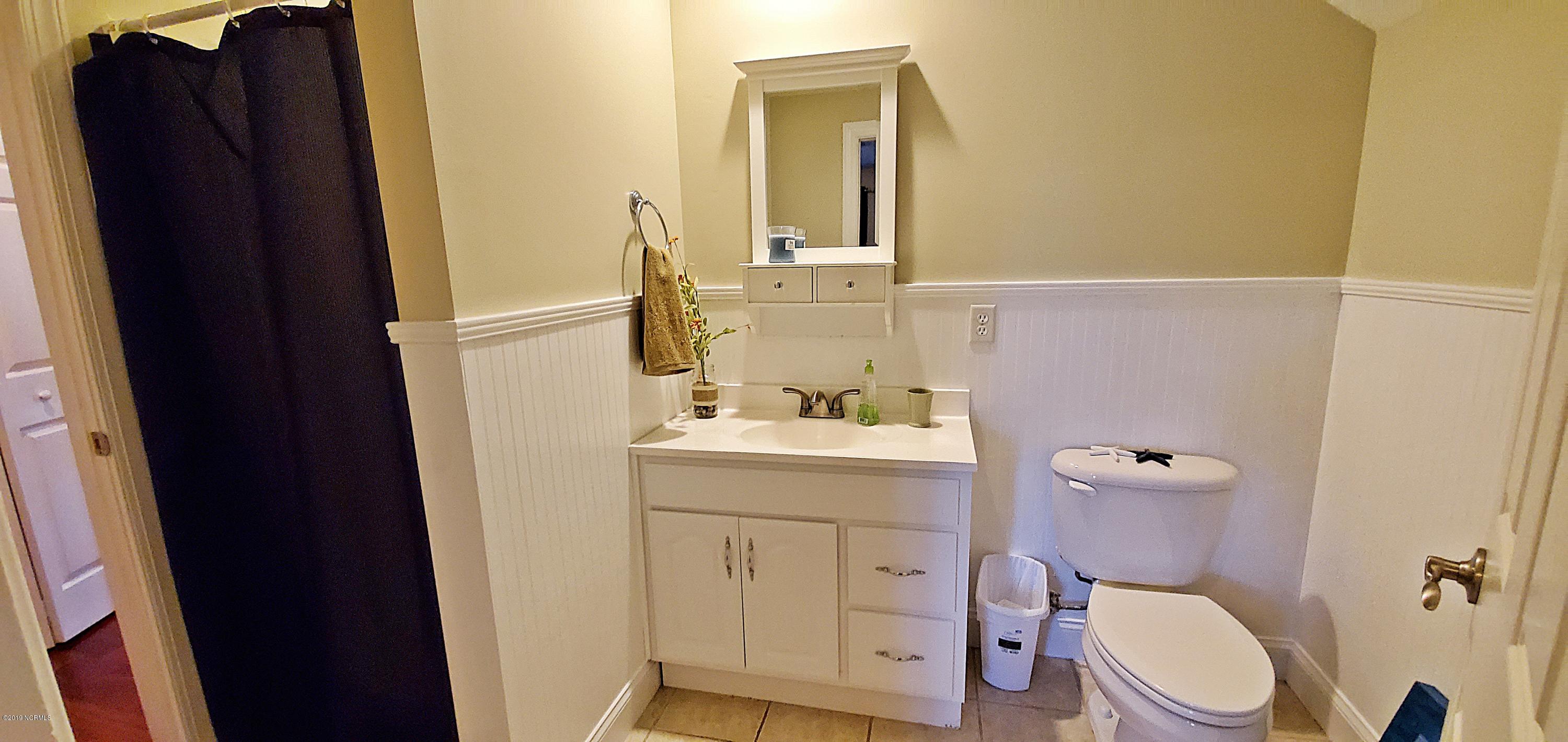 103 Spring Chase Lane Rocky Point, NC 28457 - Photo 16 of 30 103 Spring Chase Ln 13