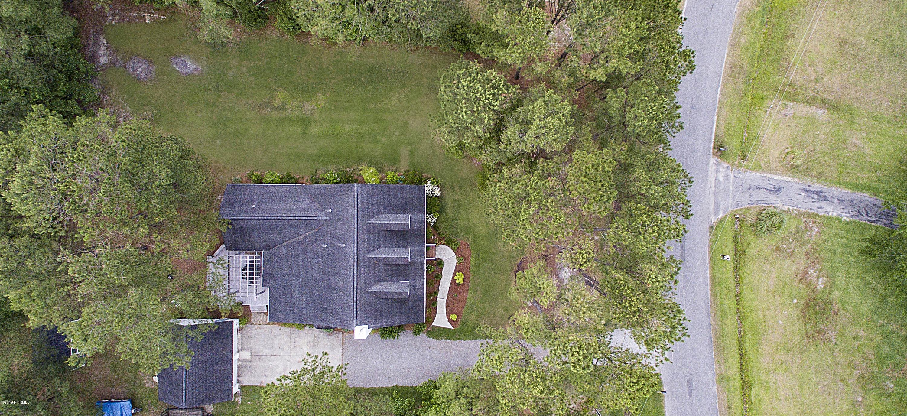 103 Spring Chase Lane Rocky Point, NC 28457 - Photo 22 of 30 103 Spring Chase Ln 23