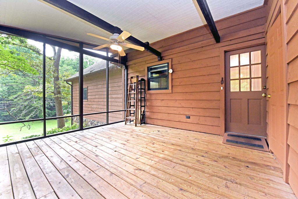 19 Pine Ridge Terrace Blairsville, GA 30512 - Photo 10 of 60